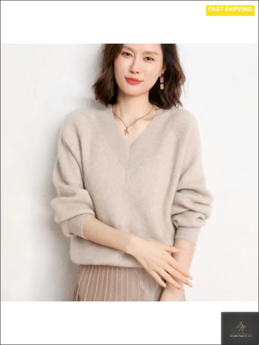 Cashmere and Merino Wool Blend V Neck Lightweight Pullover Sweater